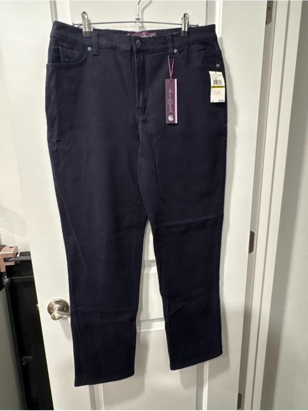Gloria Vanderbilt Straight Leg Jeans in Dark Navy